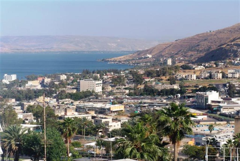 Glatt Eden Hotel Tiberias Buitenkant foto