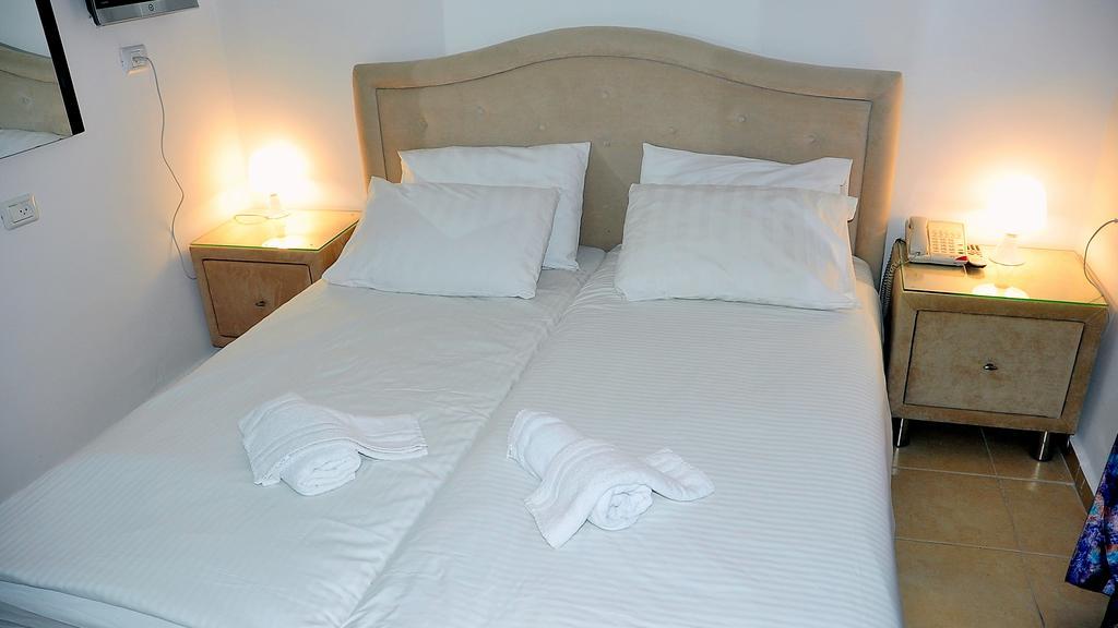 Glatt Eden Hotel Tiberias Buitenkant foto