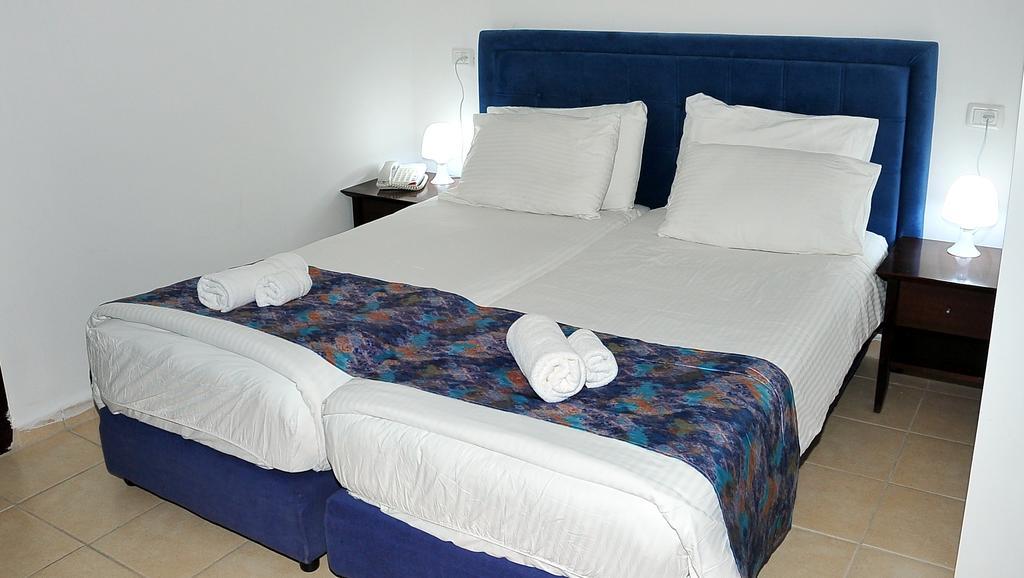 Glatt Eden Hotel Tiberias Buitenkant foto
